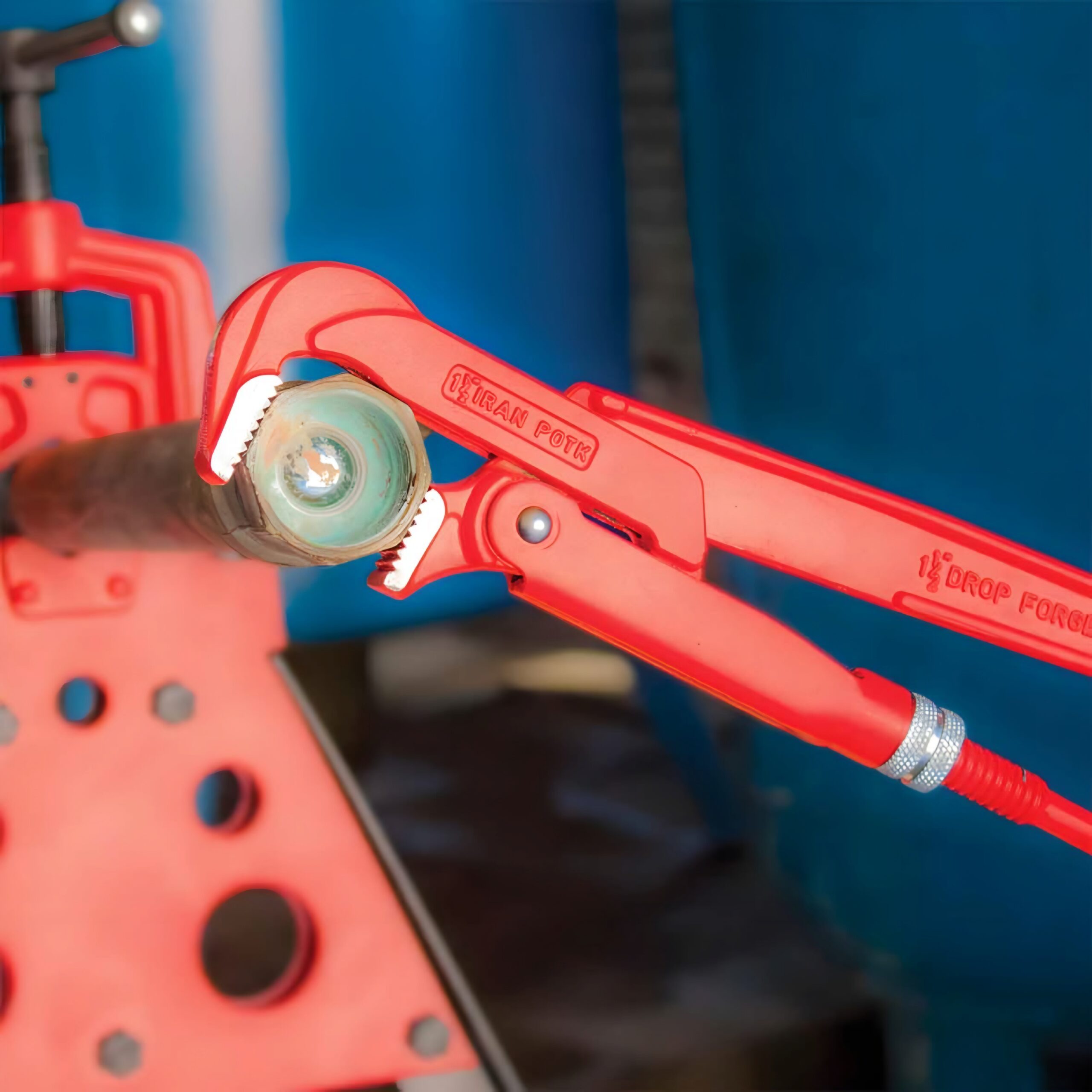 خرید آچار لولهگیر 3 اینچ ایران پتک MA2210 | بهترین ابزار با گارانتی ویژه آچار لولهگیر 3 اینچ ایران پتک مدل MA2210 - ابزار قوی برای لولهکشی با گارانتی ویژه